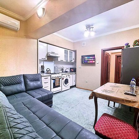 City Center Apartment 1 Ташкент Екстер'єр фото